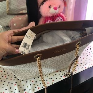 Micheal kors bag